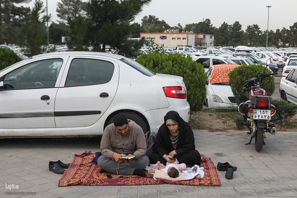 مراسم پرفیض دعای عرفه در گلزار شهدا تهران