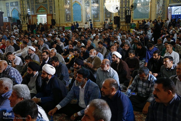 قرائت دعای عرفه در مسجد مقدس جمکران