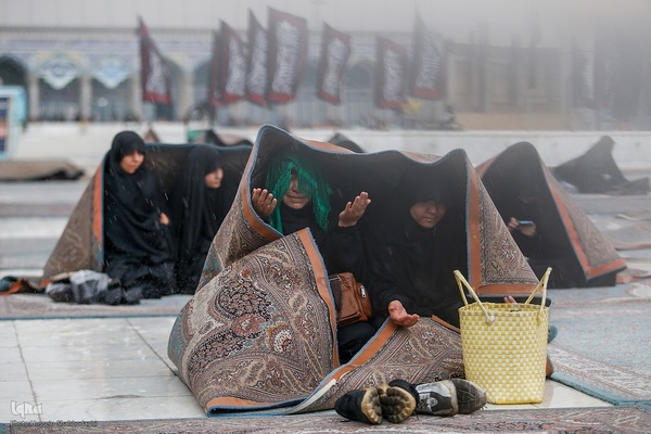 قرائت دعای عرفه در مسجد مقدس جمکران