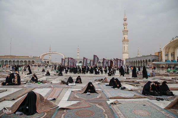 قرائت دعای عرفه در مسجد مقدس جمکران