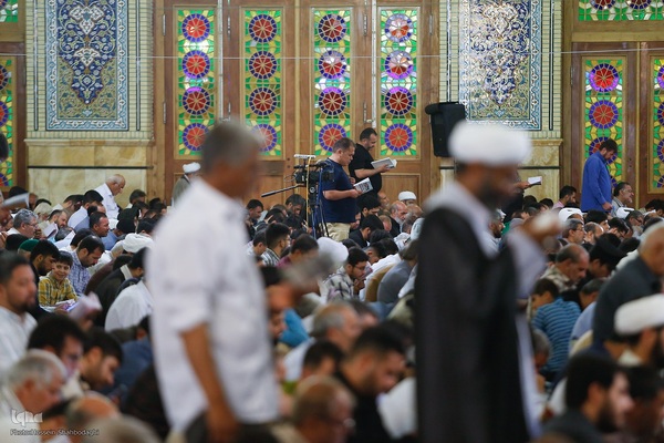 قرائت دعای عرفه در مسجد مقدس جمکران