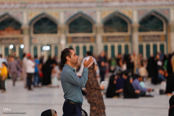 قرائت دعای عرفه در مسجد مقدس جمکران