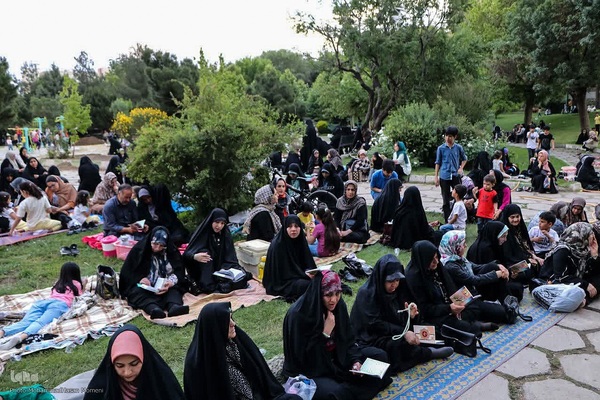 مراسم پرفیض دعای عرفه در همدان 