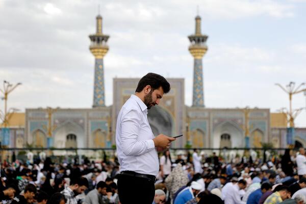 مراسم پرفیض دعای عرفه در حرم رضوی