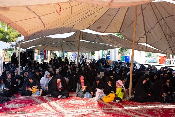 مراسم پرفیض دعای عرفه در تخت فولاد اصفهان 