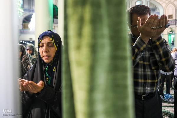 نماز عید قربان در حرم حضرت عبدالعظيم(ع)