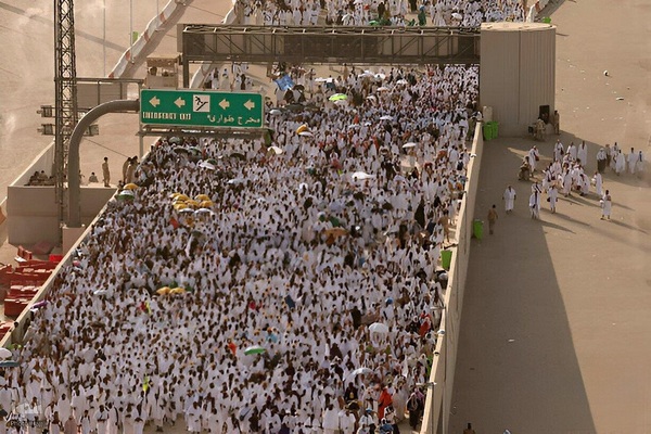 مناسک حج تمتع در روز عید قربان