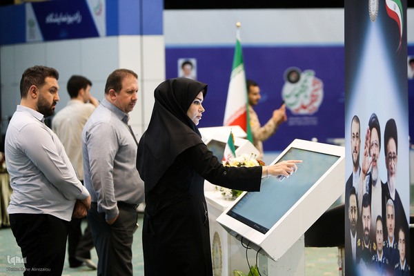 نمایشگاه «دستاوردهای دولت مردمی»