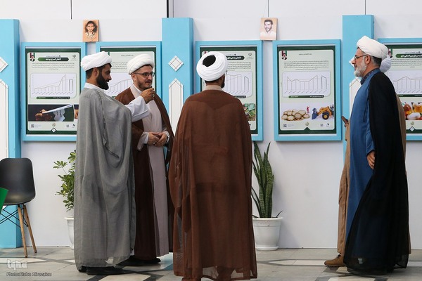 نمایشگاه «دستاوردهای دولت مردمی»