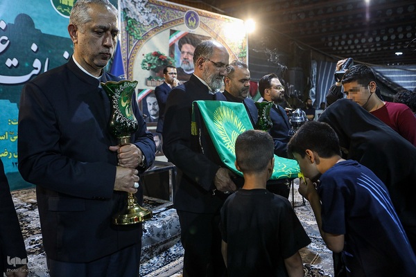 «ضیافت غدیر با حضورایتام و فرزندان محسنین تحت حمایت کمیته امداد استان تهران»