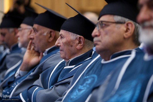 اعطای دومین نشان عالی دانش در نماد آموزش عالی ایران