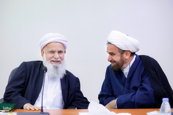 دیدار با جمعی از علما و روحانیون کاروان های اهل سنت در مکه مکرمه