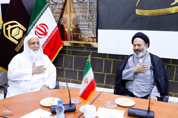 دیدار با جمعی از علما و روحانیون کاروان های اهل سنت در مکه مکرمه