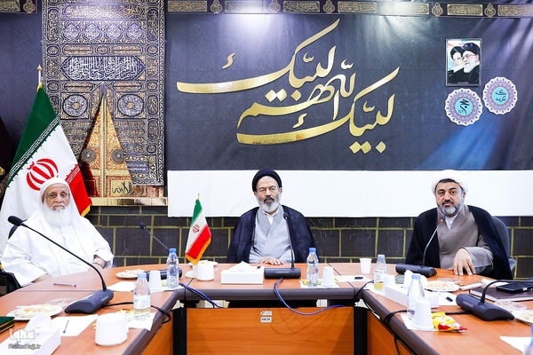 دیدار با جمعی از علما و روحانیون کاروان های اهل سنت در مکه مکرمه