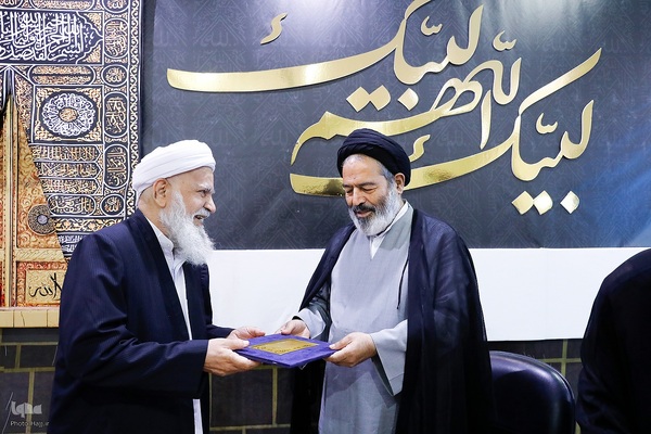 دیدار با جمعی از علما و روحانیون کاروان های اهل سنت در مکه مکرمه