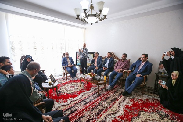 دیدار با خانواده شهید ارغوانی