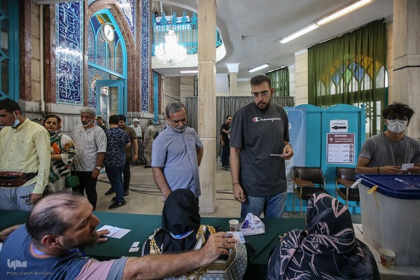 انتخابات چهاردهمین دوره ریاست جمهوری در حسینیه ارشاد