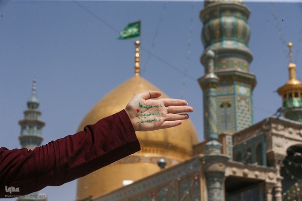 چهاردهمین دوره انتخابات ریاست جمهوری در حرم حضرت معصومه(س) و مسجد مقدس جمکران