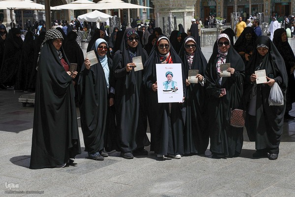 چهاردهمین دوره انتخابات ریاست جمهوری در حرم حضرت معصومه(س) و مسجد مقدس جمکران