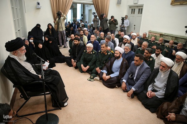 دیدار اعضای ستاد برگزاری کنگره‌ بین‌المللی شهدای مقاومت و مدافع حرم