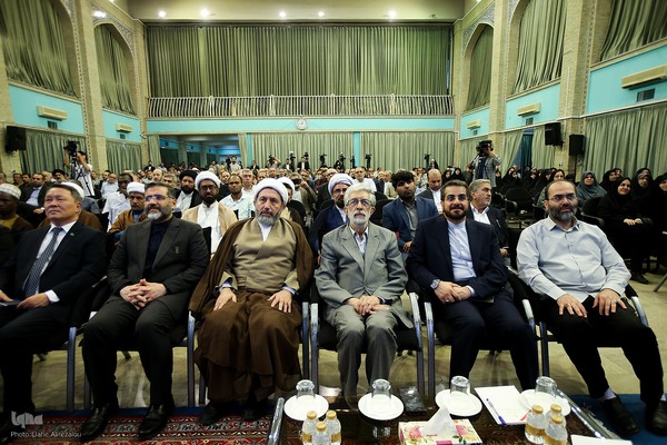 روز دیپلماسی فرهنگی و تعامل با جهان