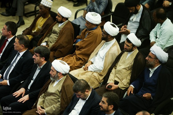 روز دیپلماسی فرهنگی و تعامل با جهان