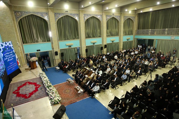 روز دیپلماسی فرهنگی و تعامل با جهان