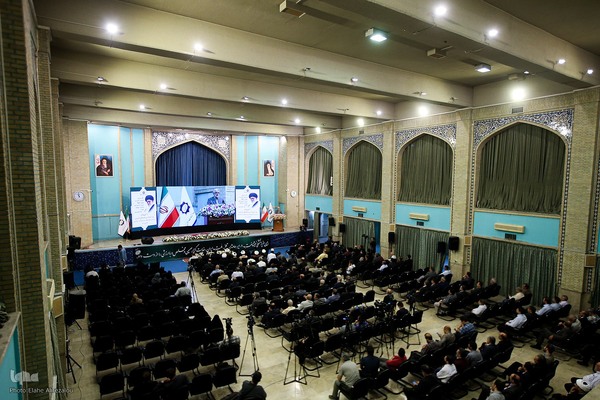 روز دیپلماسی فرهنگی و تعامل با جهان