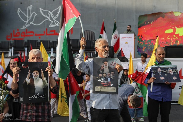 استقبال مردمی از خانواده های شهدا و بازماندگان غزه