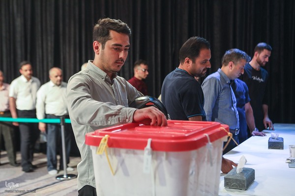 مرحله دوم چهاردهمین دوره انتخابات ریاست جمهوری در امام زاده صالح(ع)