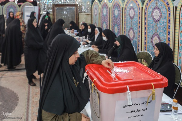 مرحله دوم چهاردهمین دوره انتخابات ریاست جمهوری در امام زاده صالح(ع)