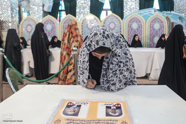 مرحله دوم چهاردهمین دوره انتخابات ریاست جمهوری در امام زاده صالح(ع)