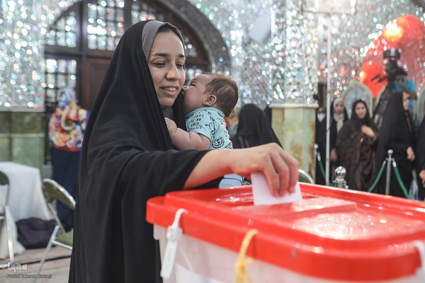 مرحله دوم چهاردهمین دوره انتخابات ریاست جمهوری در امام زاده صالح(ع)