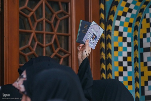 مرحله دوم انتخابات چهاردهمین دوره ریاست جمهوری در حرم حضرت معصومه(س)