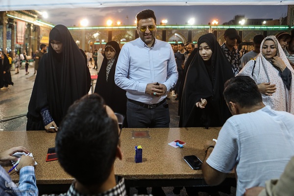 مرحله دوم چهاردهمین دوره انتخابات ریاست جمهوری در حرم عبدالعظیم حسنی (ع)