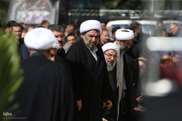 تشییع پیکر شهید گمنام