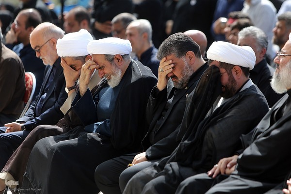 تشییع پیکر شهید گمنام