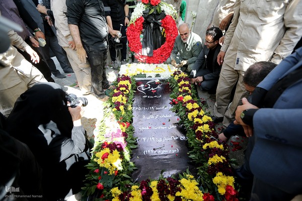 تشییع پیکر شهید گمنام