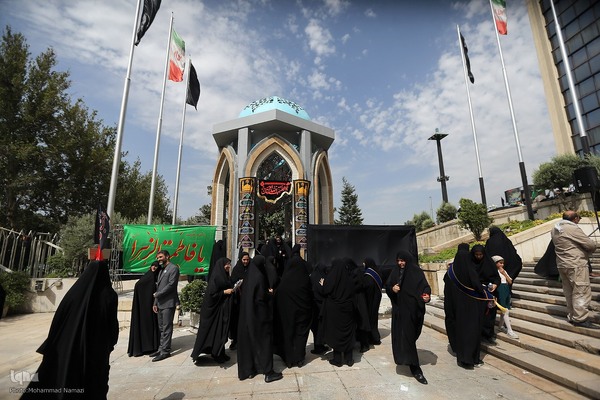 تشییع پیکر شهید گمنام