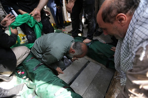 تشییع پیکر شهید گمنام