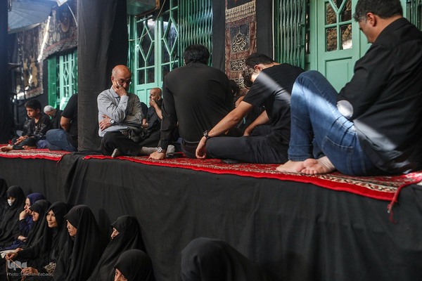 عزاداری چهارمین روزمحرم در تکیه سادات اخوی