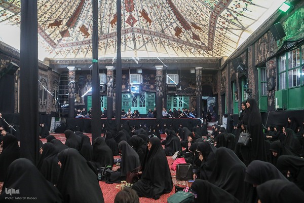 عزاداری چهارمین روزمحرم در تکیه سادات اخوی