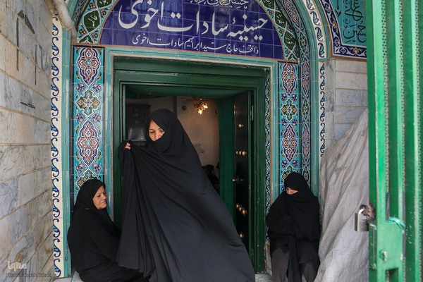 عزاداری چهارمین روزمحرم در تکیه سادات اخوی