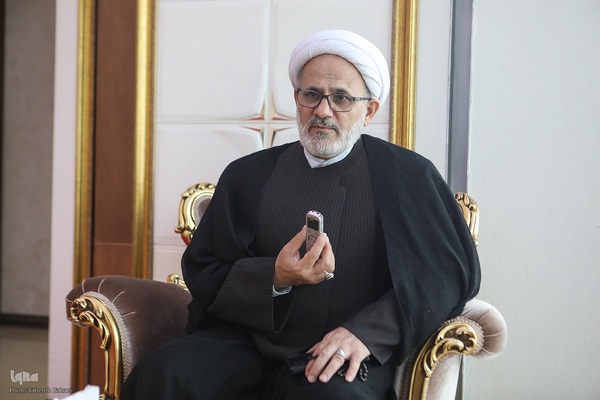 بازگشت حجت الاسلام و المسلمین سید عبدالفتاح نواب نماینده ولی فقیه و سرپرست حجاج ایرانی از حج