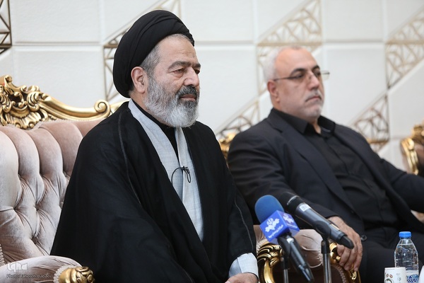 بازگشت حجت الاسلام و المسلمین سید عبدالفتاح نواب نماینده ولی فقیه و سرپرست حجاج ایرانی از حج