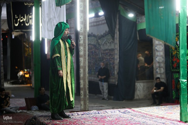 مراسم تعزیه‌خوانی در تکیه شوفرها