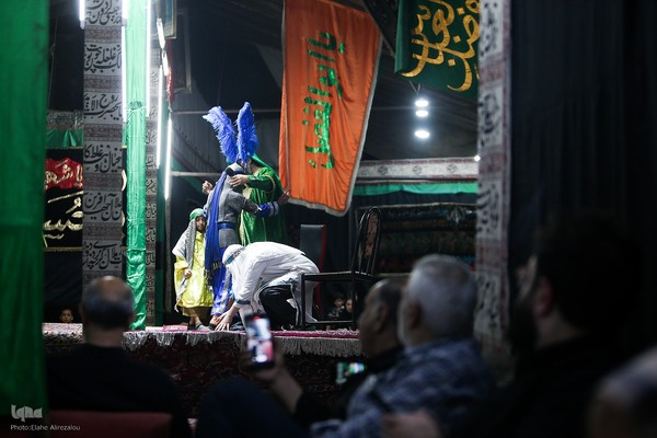 مراسم تعزیه‌خوانی در تکیه شوفرها