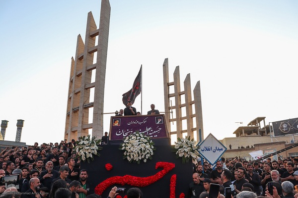 دسته عزاداری حسینیه اعظم زنجان‎‎