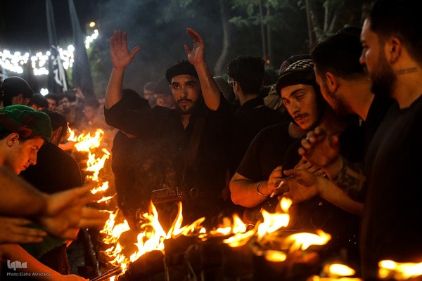 آئین مشعل گردانی عزاداران حسینی در دولت آباد تهران