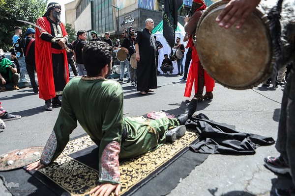 عزاداری ظهر عاشورای حسینی در تهران